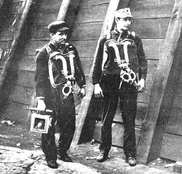 Canarios en minas de carbón